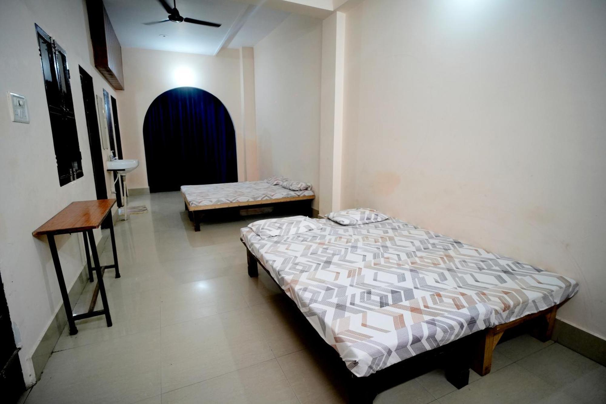 Banaras Gully House 500 Ft From The Ghats Varanasi Eksteriør bilde